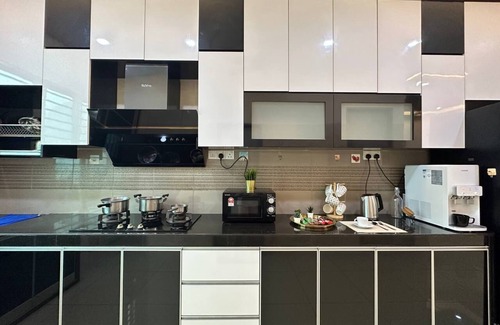 Taman Mount Austin Bed & Breakfast | JPP HOMESTAY