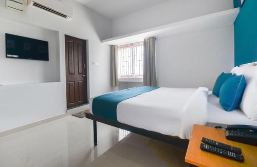Saravanampatty Hotel | JR Residency