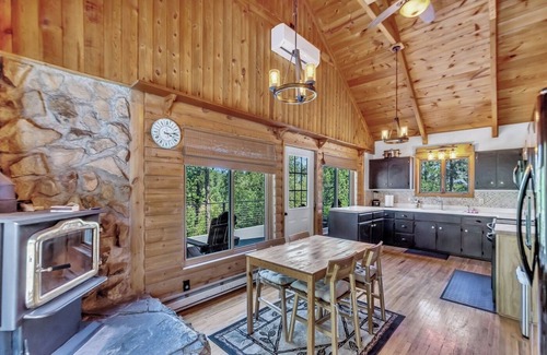 Lead Cabin | JR's Hideaway- Secluded Cabin on 3.5 acres in Northern Black Hills