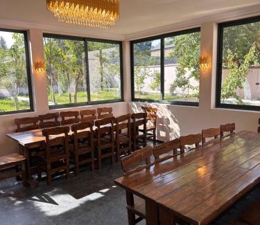 Yerevan House | Jrvezh Villa Guesthouse
