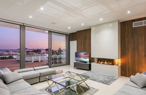 Puerto de Pollensa Villa | Js Properties Luxury Villa Paseo Maritimo