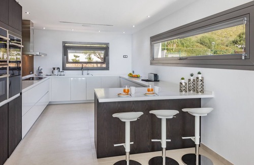Puerto de Pollensa Villa | Js Properties Luxury Villa Paseo Maritimo