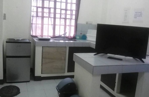 Legazpi Apartment | JS3 Studio Apartments - Adults Only