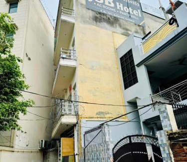 Faridabad House | JSB HOTEL