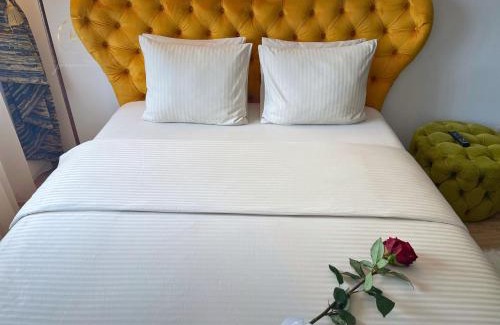 Sector 3 Apartment | JSN House - Private Parking & Premium Services