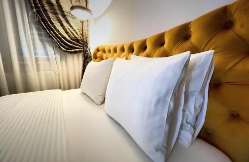 Sector 3 Apartment | JSN House - Private Parking & Premium Services