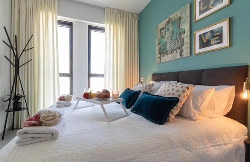 Nachlaot Apartment | JTower - Isrentals