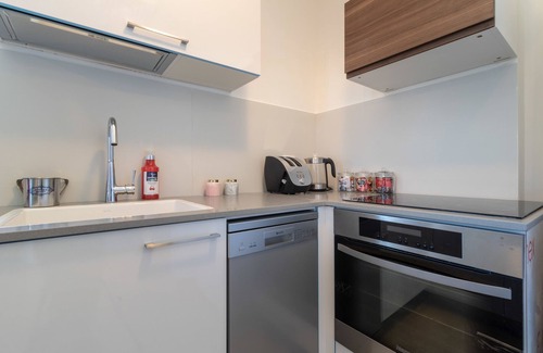 Nachlaot Apartment | JTower - Isrentals
