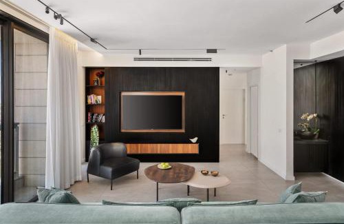 Nachlaot House | JTower - Presidential 3BR Parking with amazing view city center
