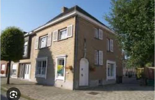 Sint-Andries House | Ju-Jolie