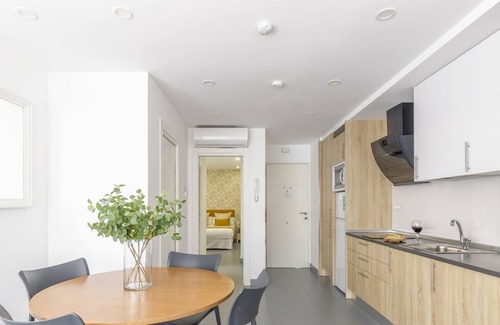 La Trinidad Apartment | Juan de Austria 1B Living4malaga