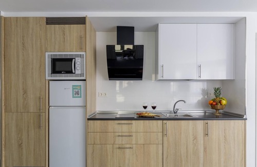 La Trinidad Apartment | Juan de Austria 1B Living4malaga