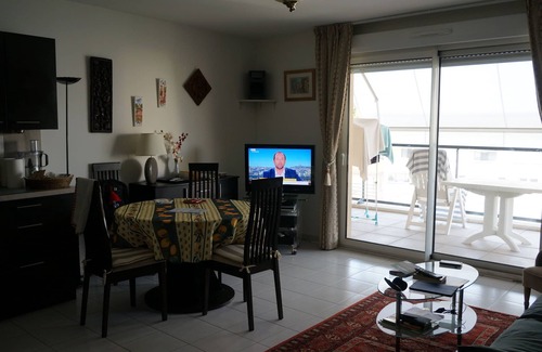 Juan-les-Pins Apartment | Juan Les Pins: Juan les Pins/Residential flatResidential flat
