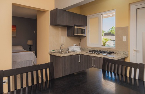 Oranjestad Hotel | Juanedu Suites