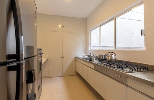 Reforma Apartment | Juarez 4BR| 3BA great location