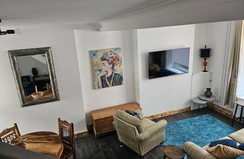 Aberaman House | Jubilee Jem