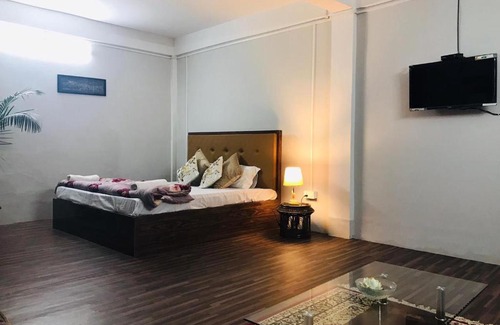 Turuk House | jubilee residence