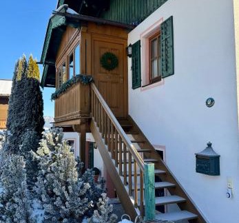Reith bei Kitzbuehel Apartment | JUCHEEE ChaletSuite in Tonis cozy Guesthouse by Alpin Charme Apartments