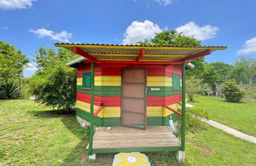 Little Bay Hostel | Judy House 2 - Lewis Backpacker Hostel