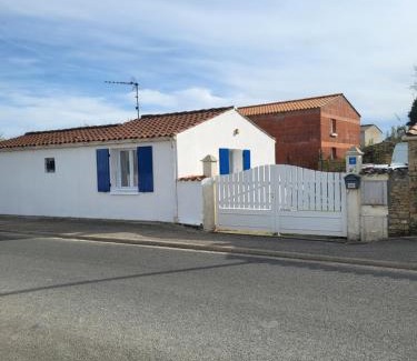 Le Grand-Village-Plage House | JujuJajaCo