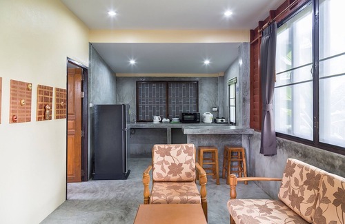 Ko Pha-ngan House | Jule Red Villa, Wifi, AC, Balcony, Terrace