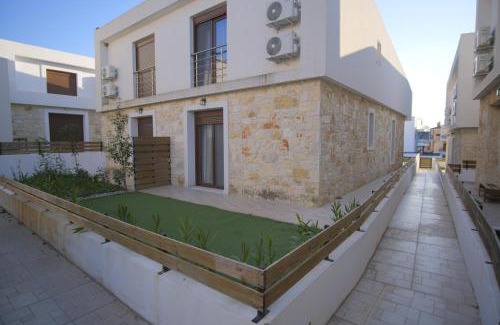 Nikita House | Julia Residence