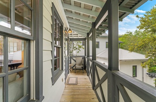 Rosemary Beach House | Julia's Carriage House - Steps from the Center of Rosemary Beach!