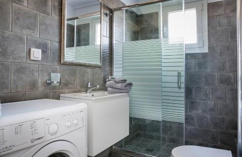 Mazarakata Apartment | Julia's Superior Suites