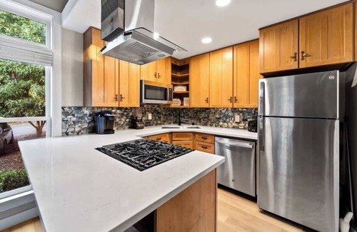 Julian House | Julian 2BR Escape Renovated & Walk to Everything!