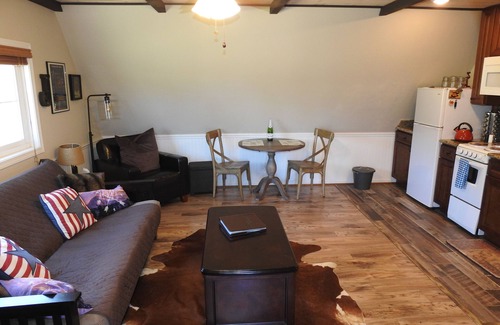 Julian Apartment | Julian, CA Historic Apple & Gold Mine Town A-Frame 1-Bed, Pets Okay
