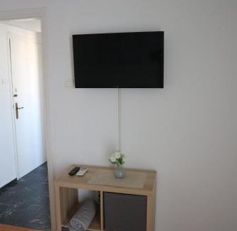 Attiki Apartment | Julian's Apartment Athens