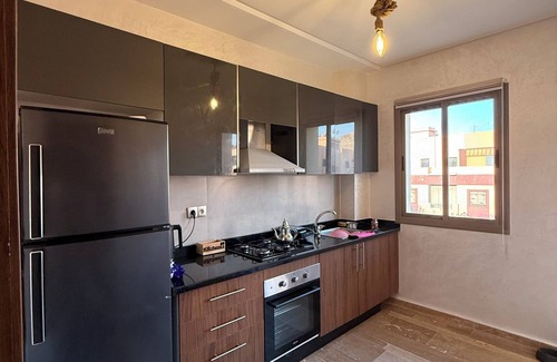 Gueliz Apartment | Julie’s luxury apartment with WiFi, AC in welcoming Marrakech