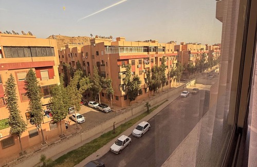 Gueliz Apartment | Julie’s luxury apartment with WiFi, AC in welcoming Marrakech
