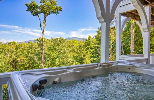 Swannanoa House | Juliet by AvantStay Mountain Views Near AshevilleBlack Mountain