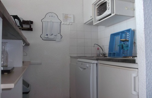 Jullouville Apartment | Jullouville duplex apartment in quiet residence set facing the sea