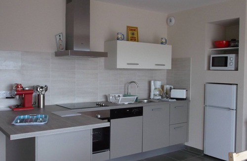 Jullouville Apartment | Jullouville residence with elevator in calm environment near beach