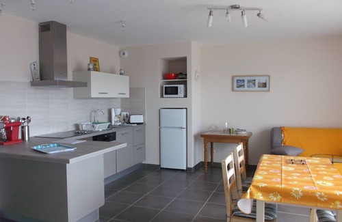 Jullouville Apartment | Jullouville residence with elevator in calm environment near beach