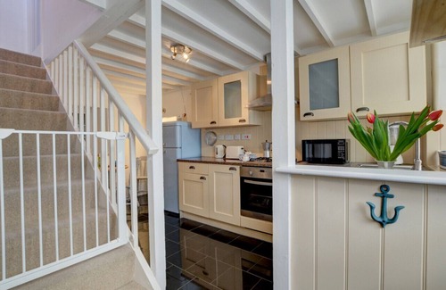 West Down House | July Cottage - Two Bedroom House, Sleeps 4