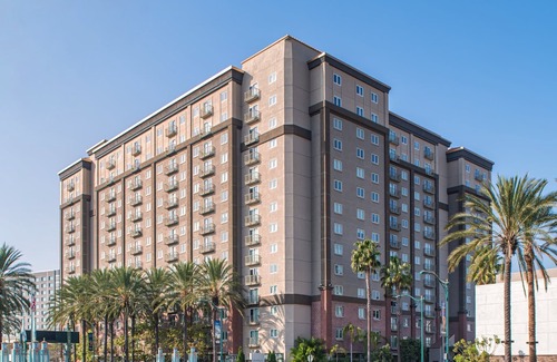 Anaheim Resort Apartment | July15-19: Spacious 1Bed-2Bath Luxury Family Suite A Walk From Disneyland