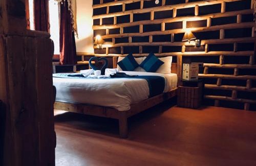 Zirakpur Hotel | Jumars Stays
