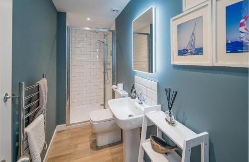 Seaview House | Jumble Cottage