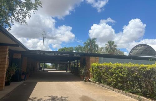 Longreach Hotel | Jumbuck Motor Inn