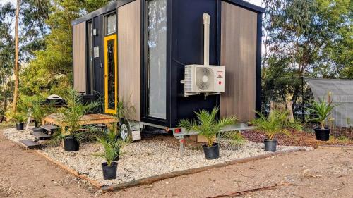 Yinnar South House | Jumbuk Retreat by Tiny Away