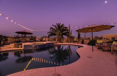 Fountain Hills House | ★ Jump in! ★ Luxurious spread in the desert & no annoying neighbors! Comfy beds!