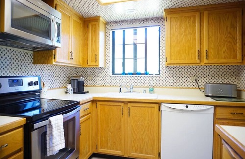 June Lake Condo | June Lake Interlaken 24 Spacious, Views!