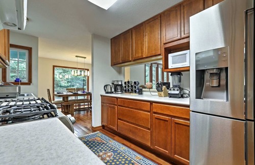 Downtown Juneau House | Juneau Hideaway~Glaciers~5 min to downtown~ Hiking