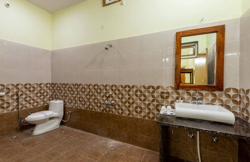 Sawai Madhopur Hotel | Jungle Cave Resort