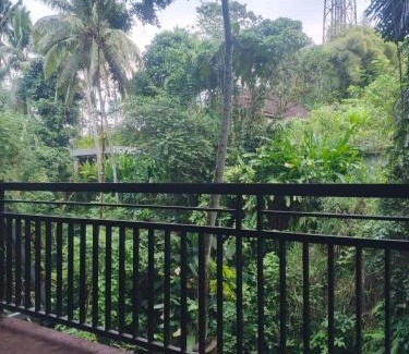 Penestanan Apartment | Jungle Hideaway Villas 4 - River Cafe