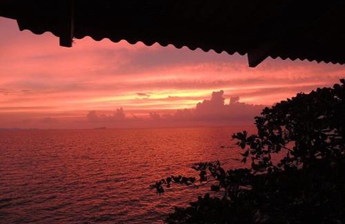 Nuea Khlong House | Jungle Hill Beach Bungalow