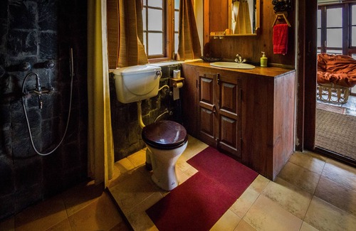 Pangot Hotel | Jungle Lore Birding Lodge